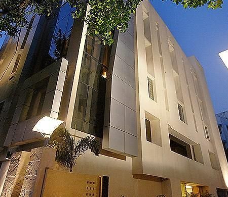 Hotel Metropole Калькутта Экстерьер фото